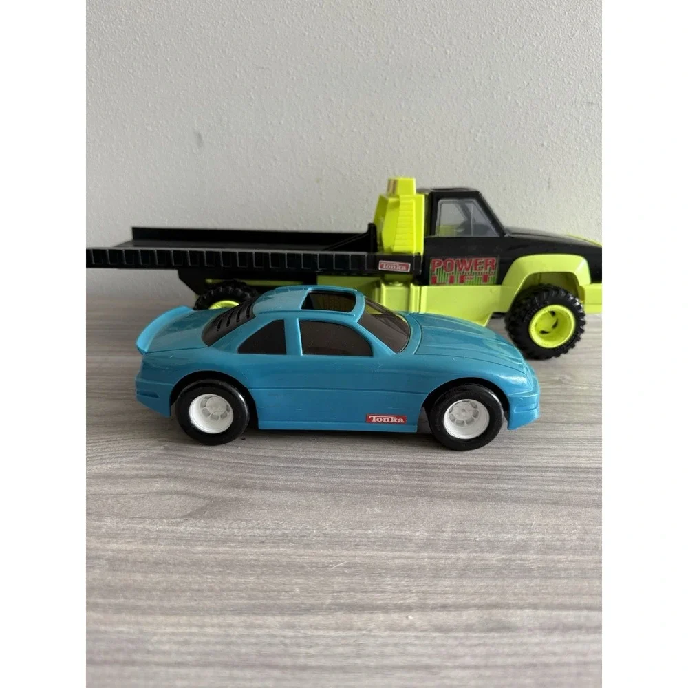 Vintage 1993 Tonka Power Lift Tow Truck with Green Tonka Car Working Big 19.5